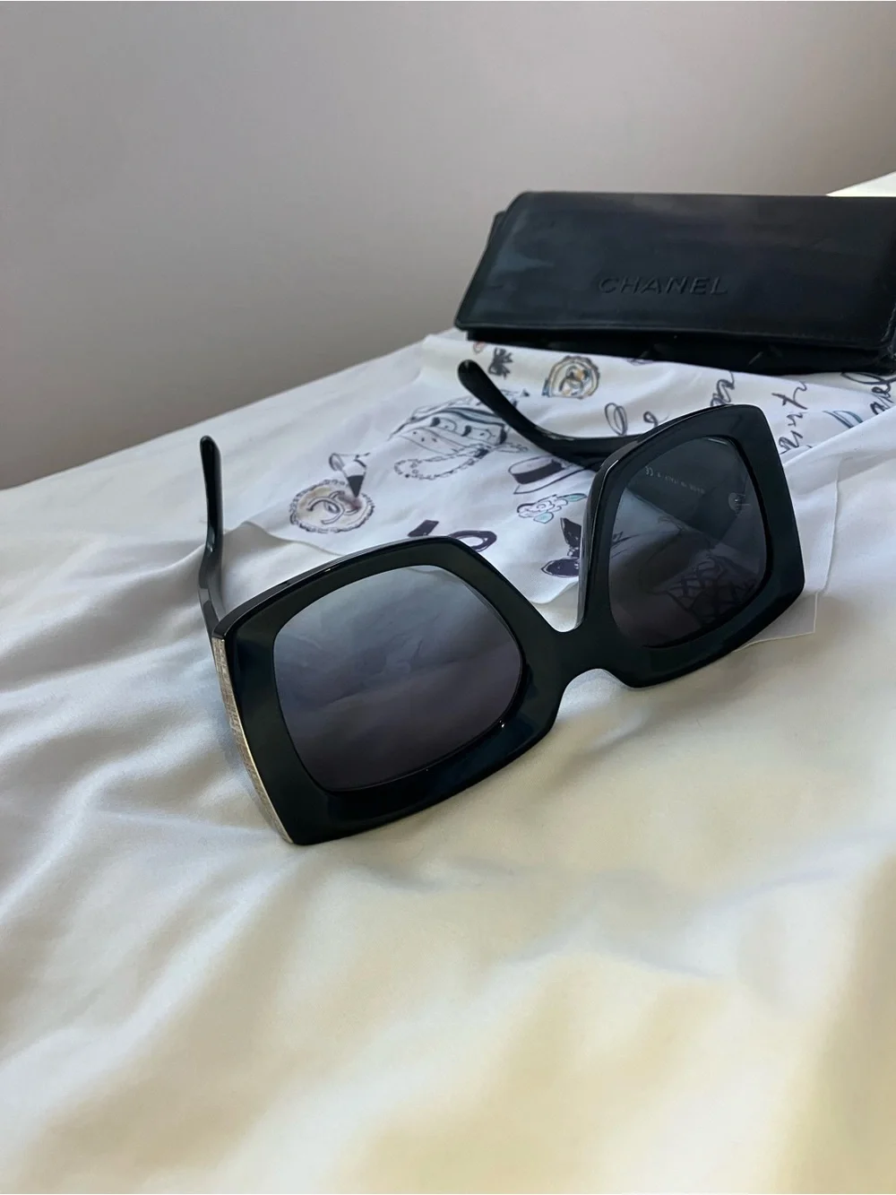 CHANEL Black Oversized Square Frame Sunglasses